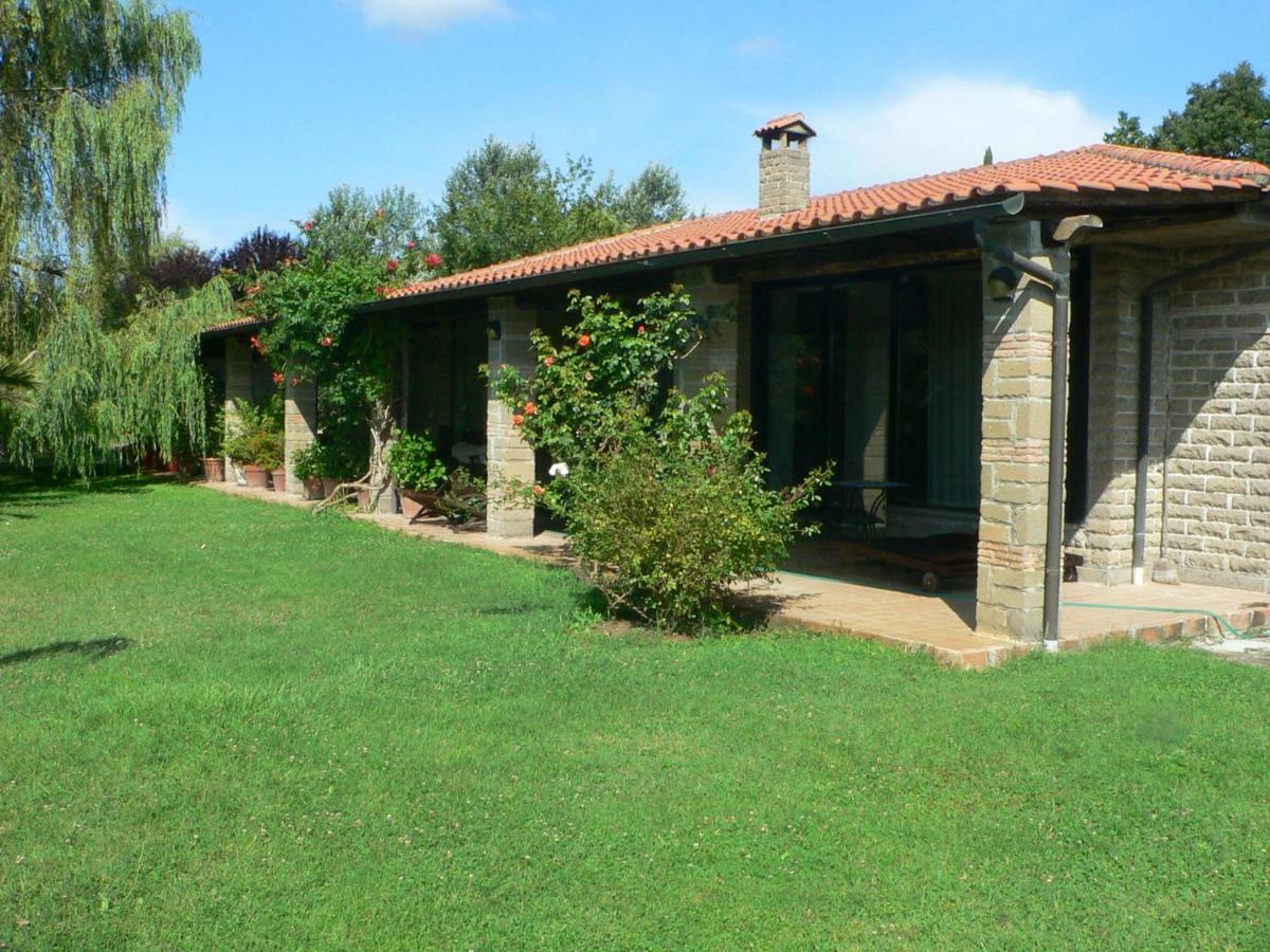 Villa Con Piscina Canale Monterano Exteriér fotografie