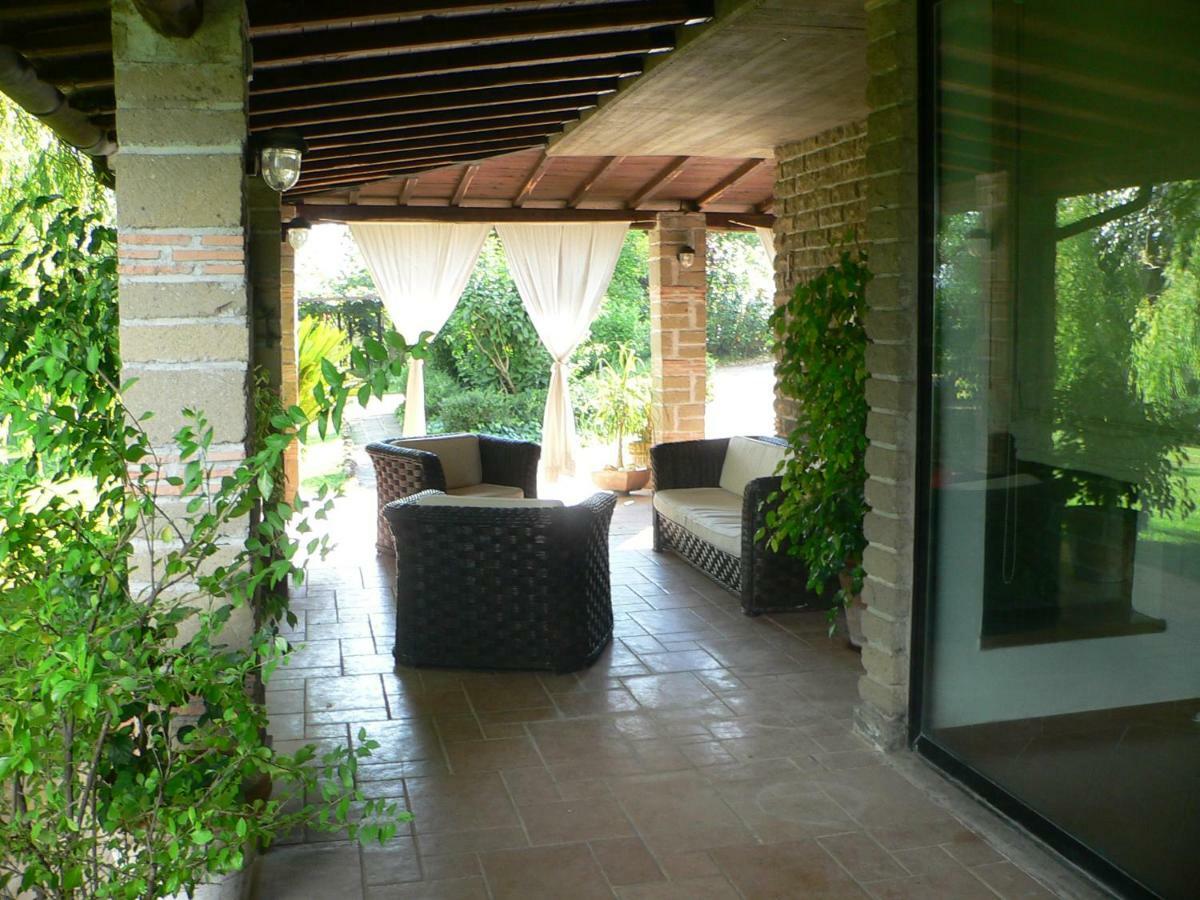 Villa Con Piscina Canale Monterano Exteriér fotografie